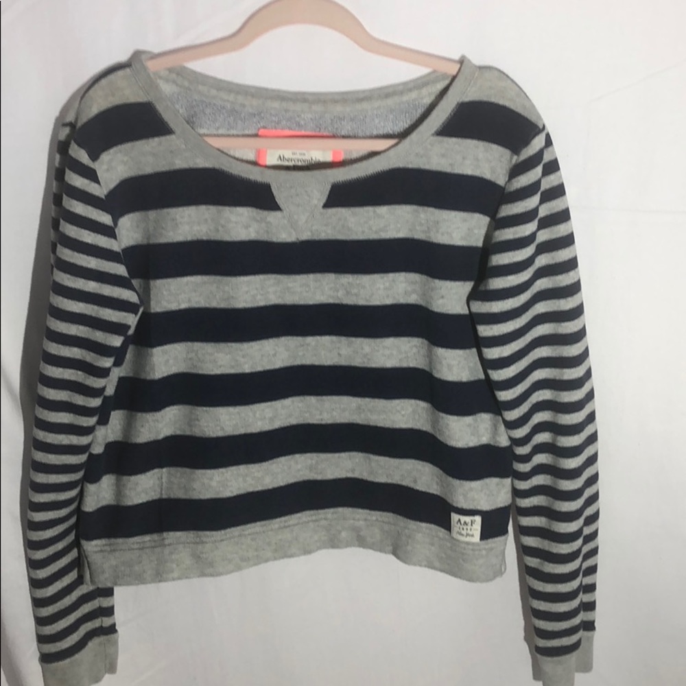 Abercrombie blue and gray crop sweatshirt Large